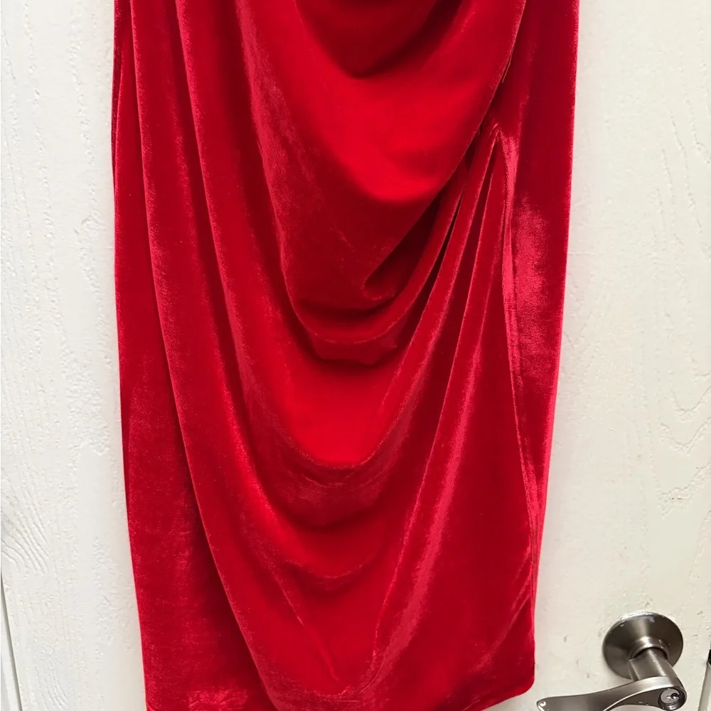 Laundry By Shelli Segal Vibrant Red Backless Dress - Picture 6 of 9